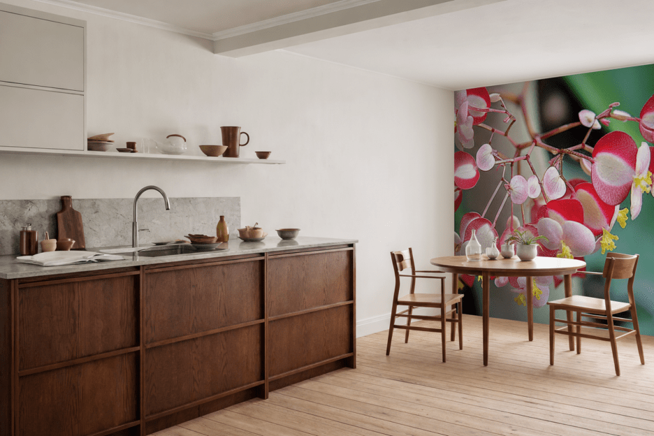 Crimson Blossom Cluster