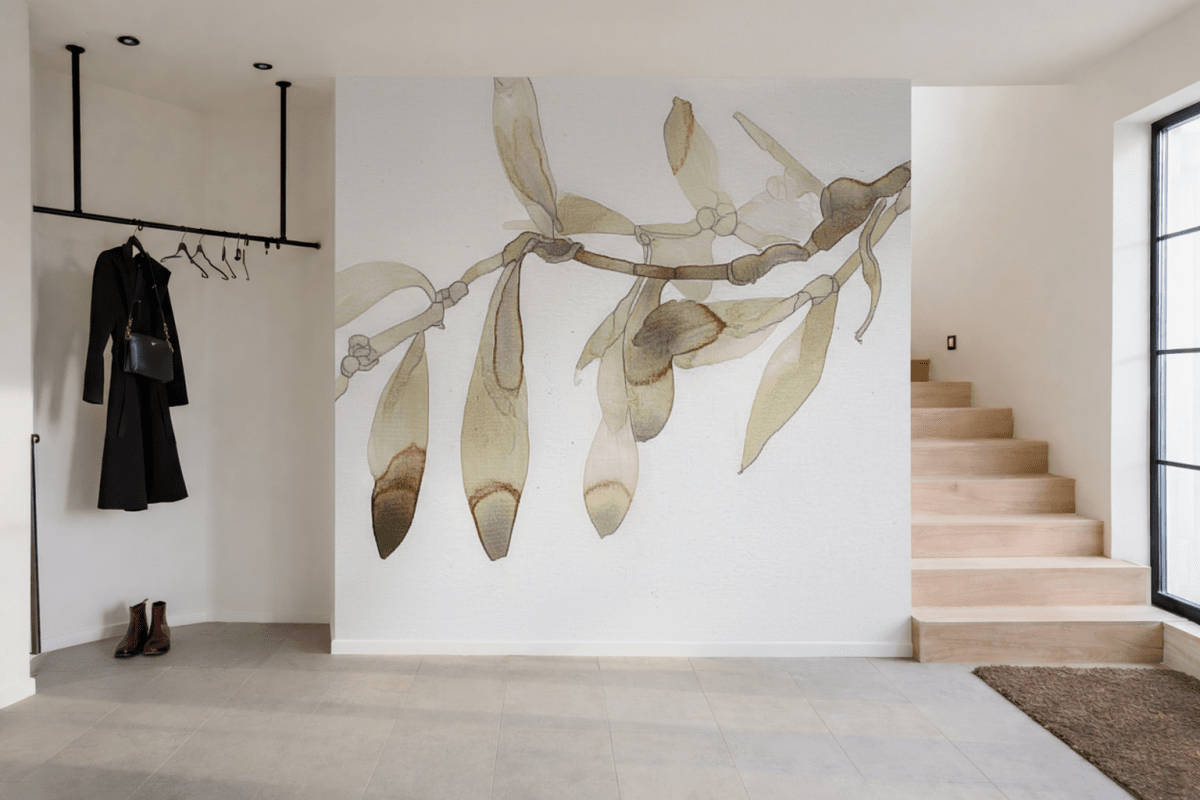 Porcelain Tendril